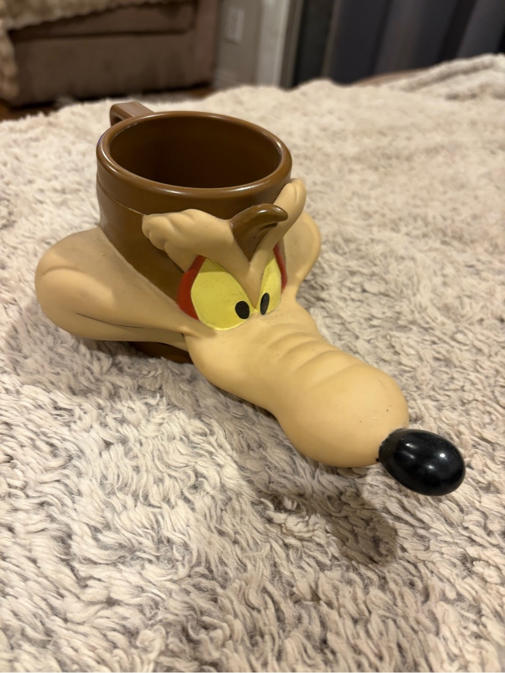 Warner Bros Wile E Coyote Mug Unisex OS Brown Good Vintage 3D Sculpted Snout
